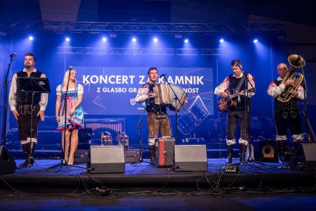 Dobrodelni Koncert za Kamnik – z glasbo gradimo prihodnost (21)